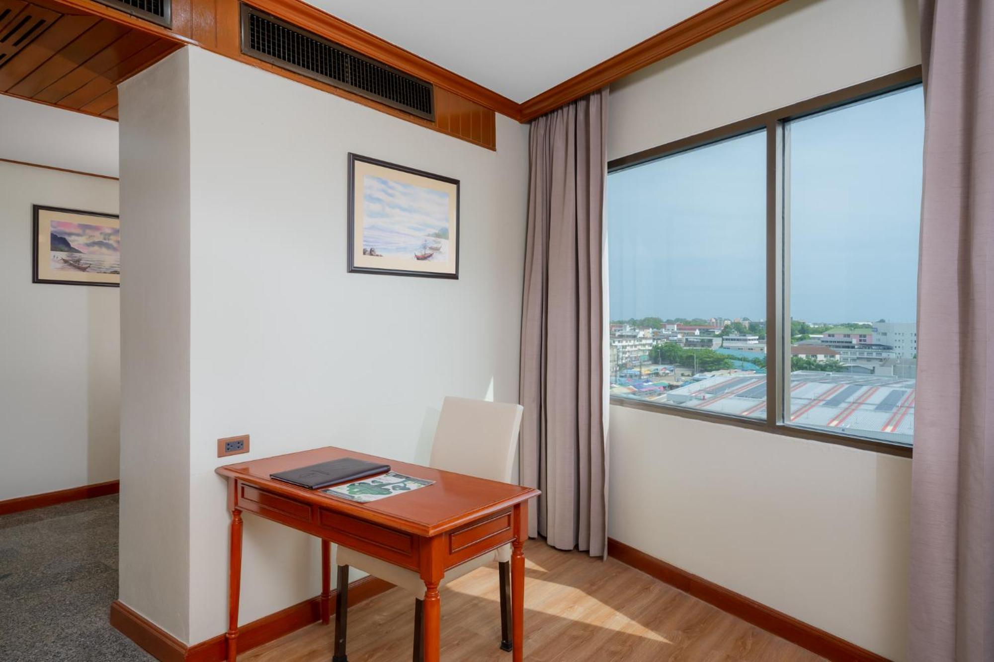 Star Convention Hotel Rayong Room photo